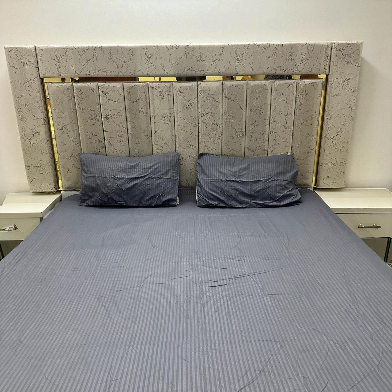 Elegant Fitted Bed Sheet King Size - Silver Drift