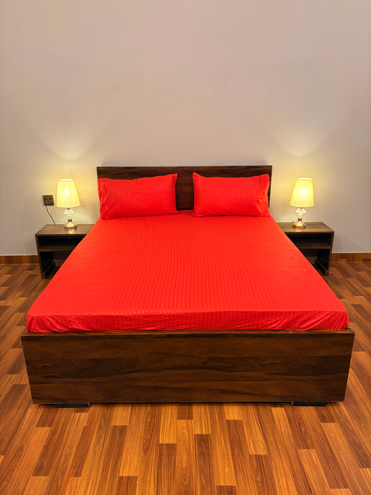 Elegant Fitted Bed Sheet Crimson Red