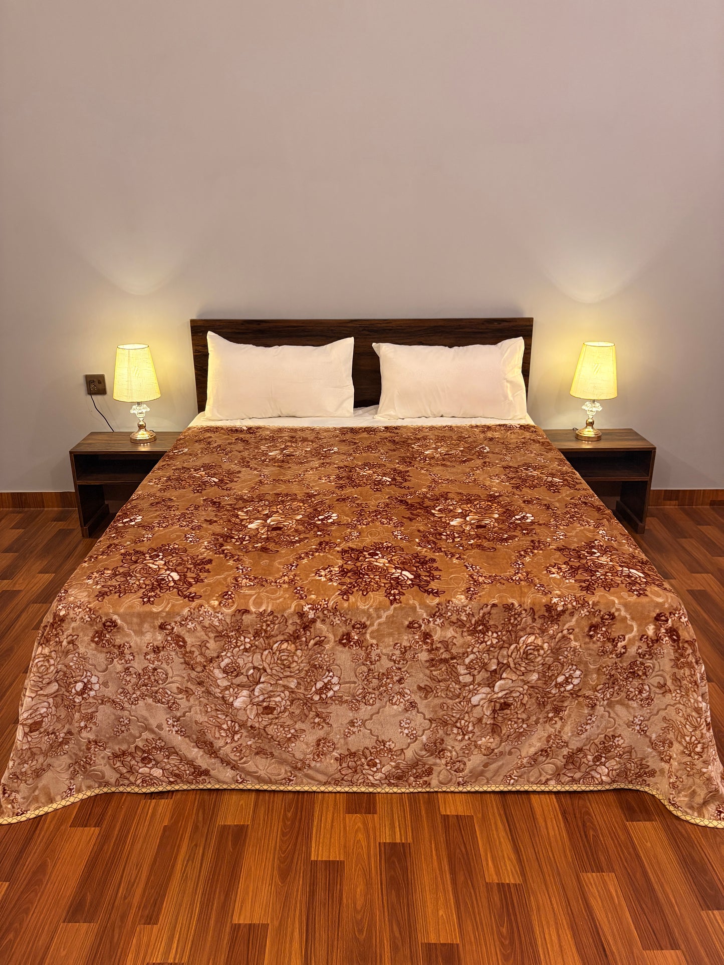 Bloomhaven AC Blanket Amber Lace