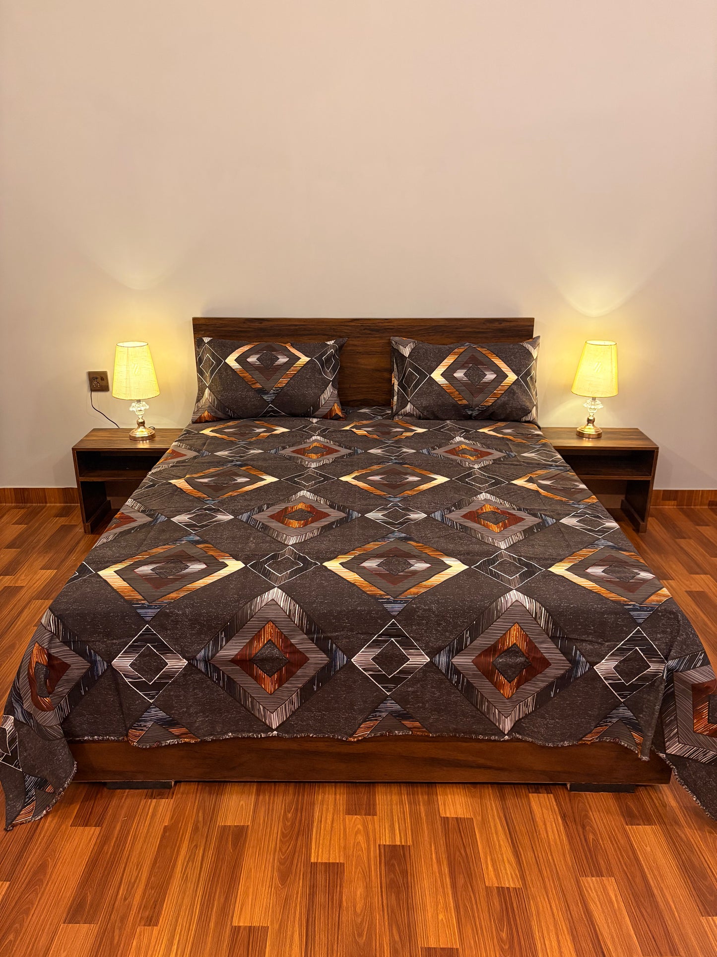 Bloomveil Bed Sheet – Onyx (Bronze)