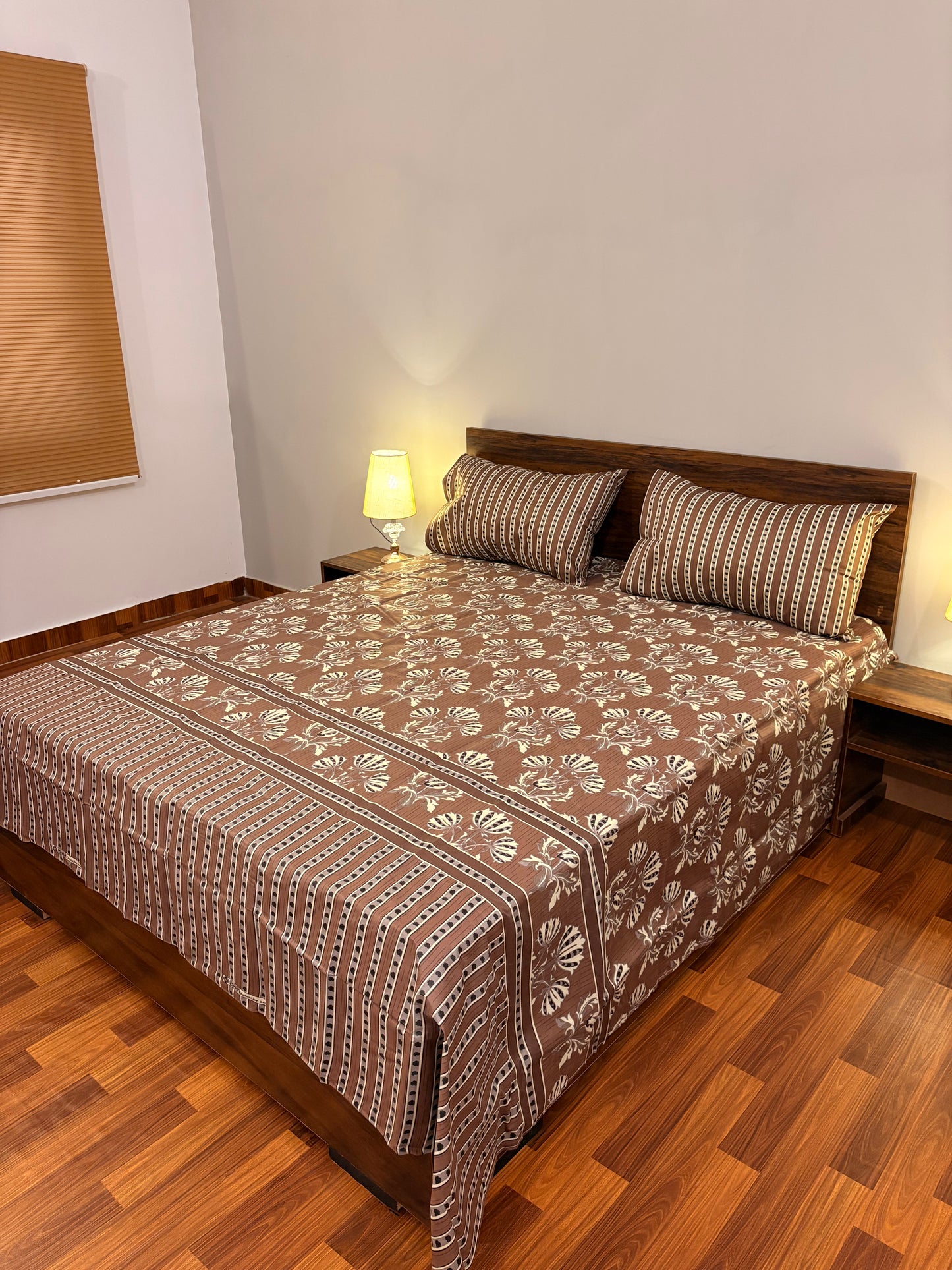 Premium Cotton Bed Sheet Bloom Brown