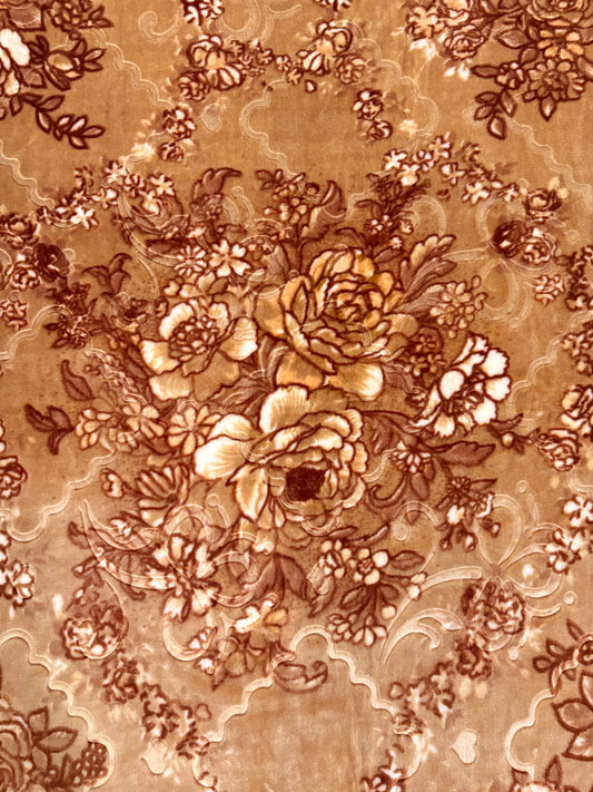 Bloomhaven AC Blanket Amber Lace