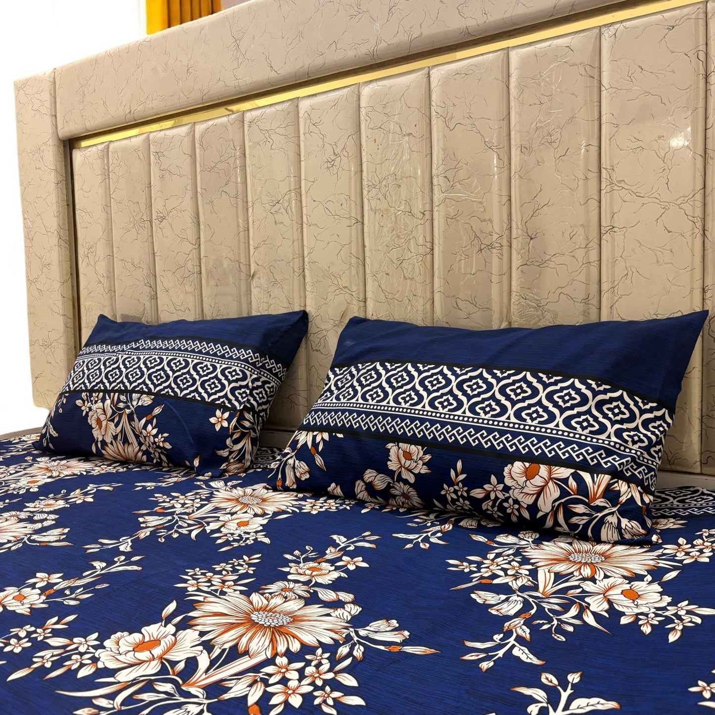 Bloomveil  3 Pcs King Size  Bed Sheet - Night Petal